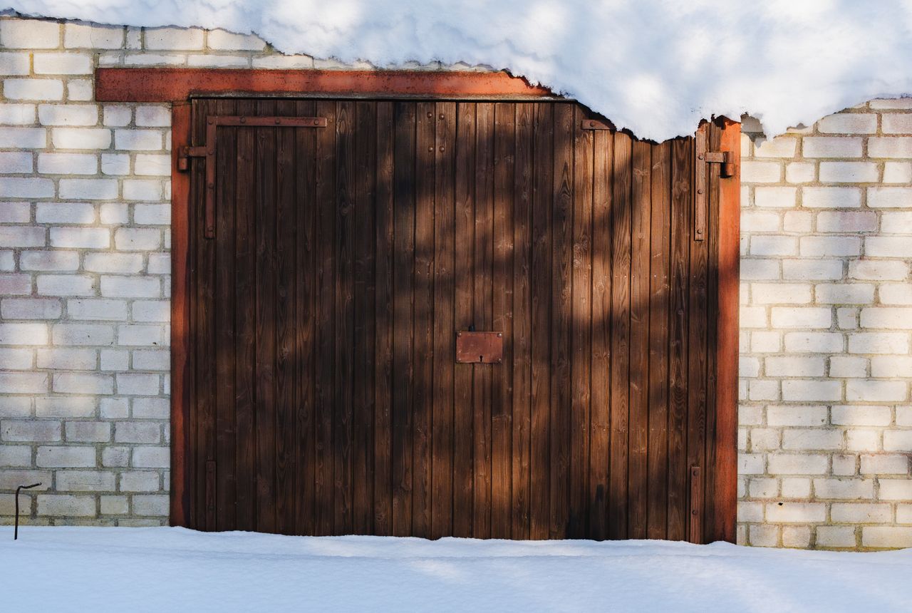 Garage door service in Huntington, WV